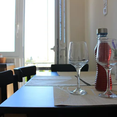 Maria's Garden Apartment